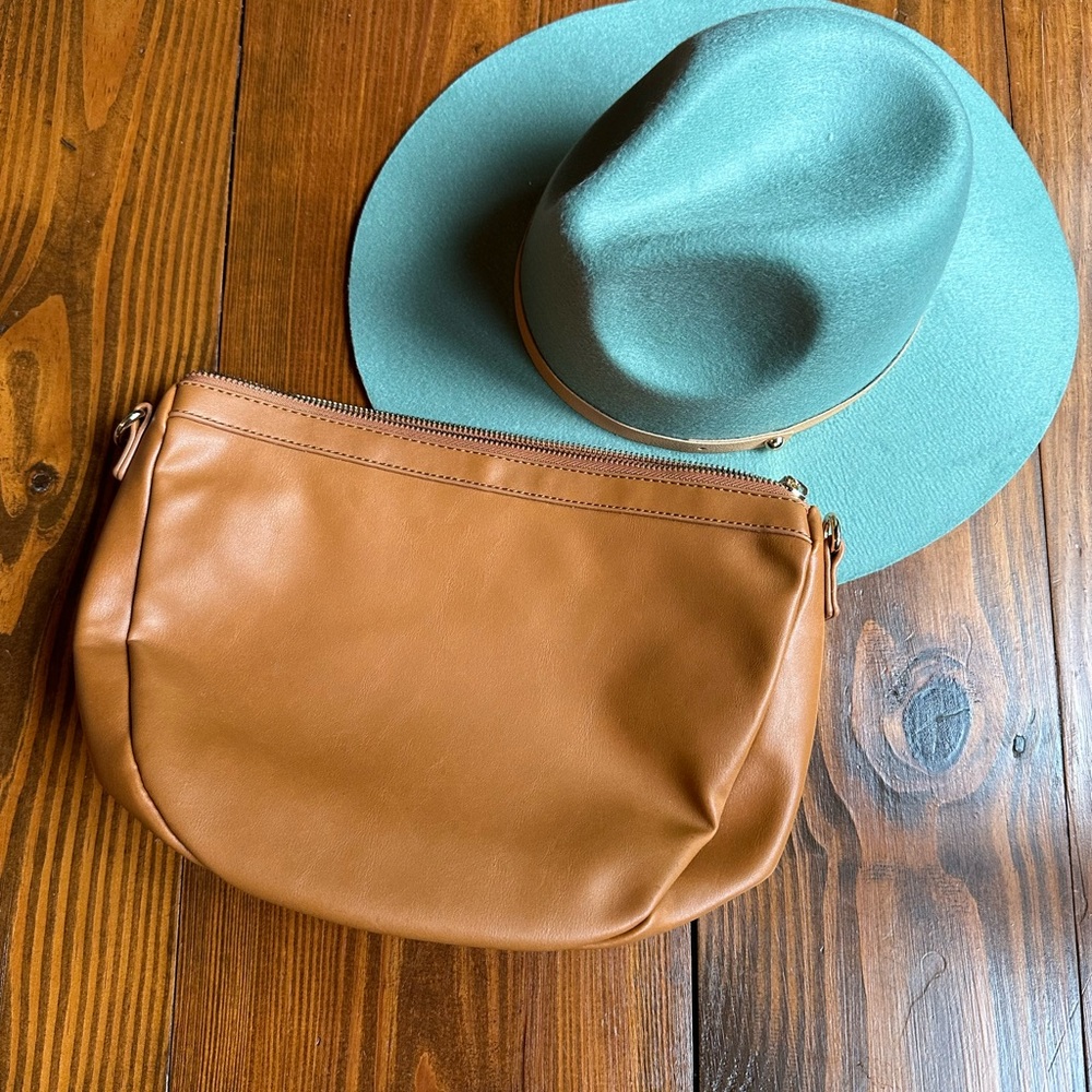 Mail + Lili Cognac Clutch